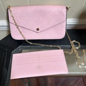 pink purse